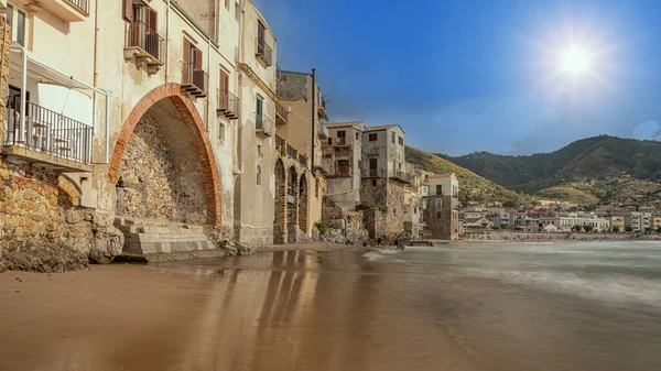 Una Vista Mozzafiato Cefalu Una Piccola Città Sul Mare Sicilia — Foto Stock