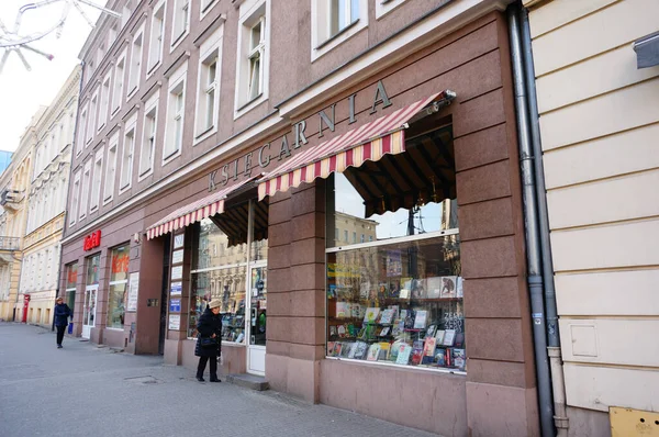 Poznan Polonia Feb 2015 Strada Con Davanti Una Libreria Nel — Foto Stock