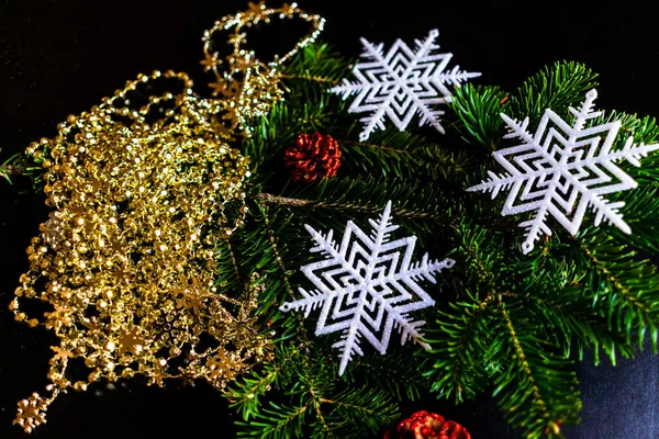 Tiro Close Decorações Natal Uma Mesa — Fotografia de Stock