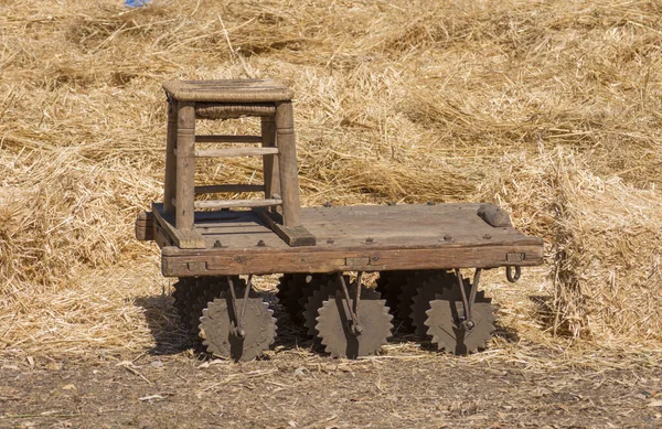 Mijas Hiszpania Września 2021 Hiszpańska Vintage Threshing Board Trilla Tradycyjnie — Zdjęcie stockowe