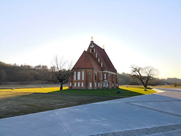 Krásný Záběr Kostela Poli Během Dne Zapyskis Litva — Stock fotografie