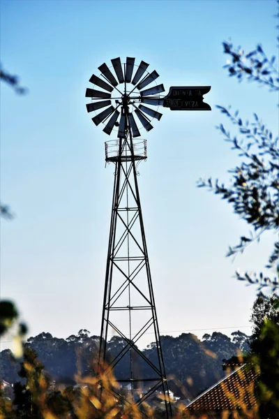 Plan Vertical Ancien Moulin Vent Sur Une Colline — Photo