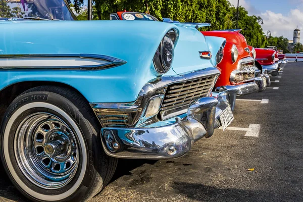Havana Cuba Gru 2019 Kabriolet Amerykańskich Samochodów Które Toczą Się — Zdjęcie stockowe
