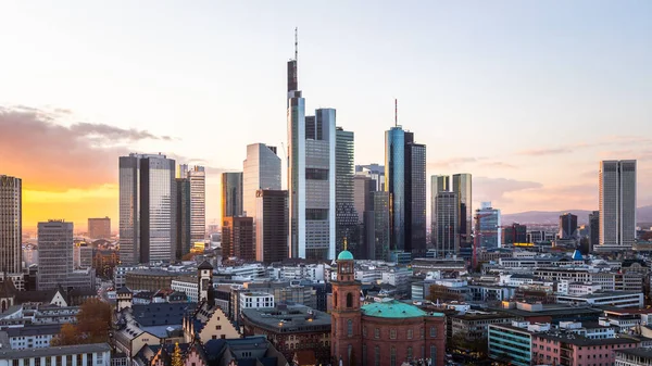 Flygbild Skyskrapor Solnedgången Frankfurt Tyskland — Stockfoto