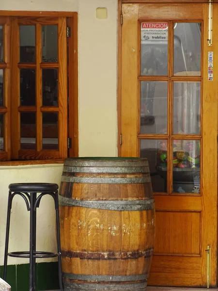 Decorative Wooden Barrel Front Wooden Window Door — Stock Photo, Image