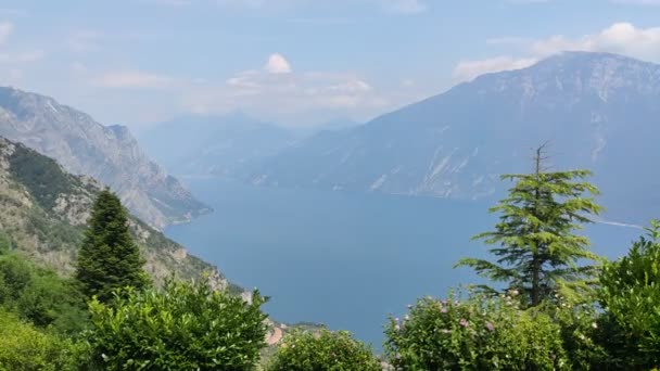 Hermoso Paisaje Del Lago Las Montañas — Vídeo de stock