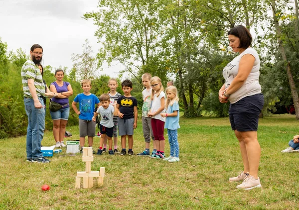 Poznan Poland Aug 2021 Adults Kids Playing Game Wooden Blocks — Stock Photo, Image