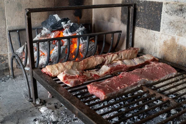 Process Preparing Typical Argentinian Asado Beef Sausage — Stock Photo, Image