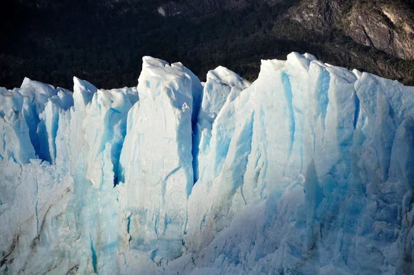 朝の光 ペリト モレノ氷河 アルゼンチン パタゴニア — ストック写真