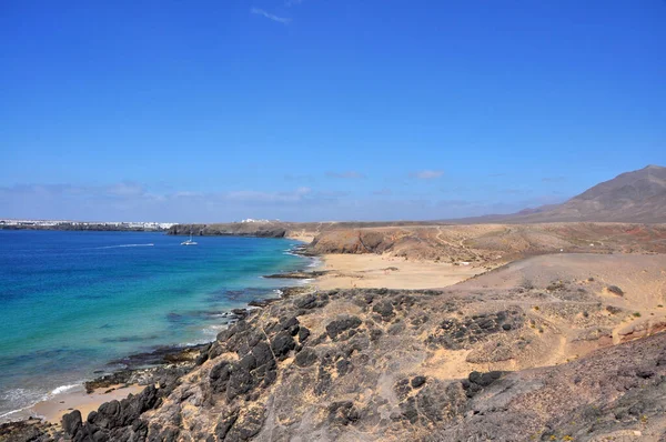 Πανοραμική Θέα Παράκτιο Τοπίο Και Παραλία Στο Ισπανικό Καναρίνι Lanzarote — Φωτογραφία Αρχείου