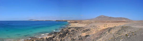 Blick Über Die Einsame Küstenlandschaft Der Spanischen Kanareninsel Lanzarote Spanien — Stockfoto