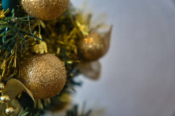 Een Close Van Kerstboom Decoraties — Stockfoto