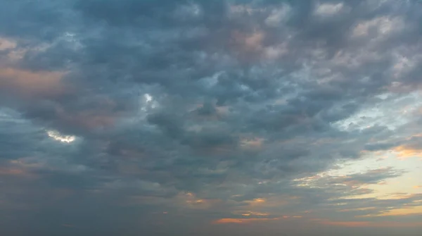 Cielos Tormentosos Justo Antes Trueno Verano Tormenta Hora Dorada Antes — Foto de Stock