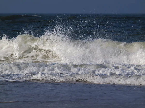 Burzliwe Fale Biegnące Brzegu Sylt Island Niemcy — Zdjęcie stockowe