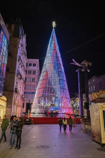 Vigo Španělsko Prosince 2019 Vánoční Stromeček Instalovanými Světly Centru Města — Stock fotografie