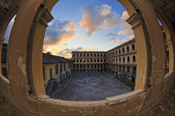 Tiro Ojo Pez Viejos Edificios Abandonados Cuba Atardecer — Foto de Stock