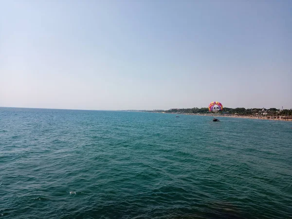 Coastline Calm Sea Bright Sky — Stock Photo, Image