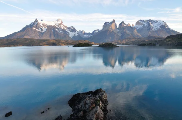 Ranek Parku Narodowym Lago Pehoe Torres Del Paine Patagonia Chile — Zdjęcie stockowe