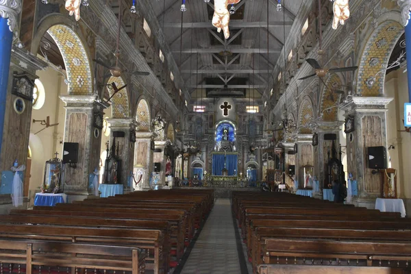 Una Hermosa Foto Del Interior Una Iglesia — Foto de Stock