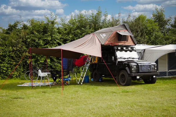 Blekendorf Alemania 2021 Una Tienda Campaña Coche Montaña Camping — Foto de Stock