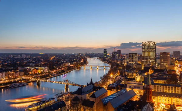 Paisaje Frankfurt Rodeado Luces Por Noche Alemania —  Fotos de Stock