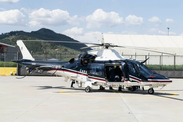 Albenga Itália Apr 2018 Helicóptero Aw109 Nexus Usado Pela Carabinieri — Fotografia de Stock