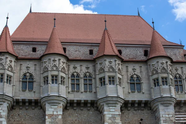 Los Detalles Arquitectónicos Del Castillo Corvin Hunedoara Rumania — Foto de Stock