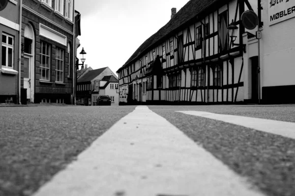Primer Plano Carretera Rodeada Casas Entramado Madera Eisenach Alemania —  Fotos de Stock