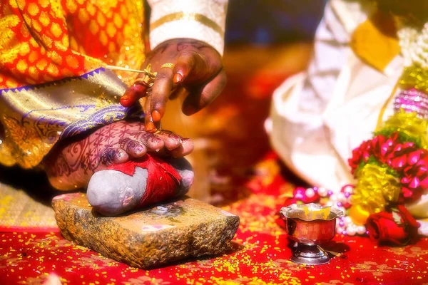 Uma Cerimônia Casamento Tradicional Indiana — Fotografia de Stock