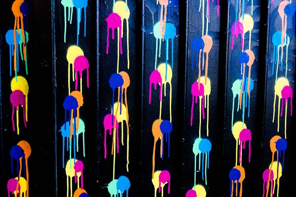Patrón Pintura Colorido Goteando Sobre Fondo Artístico Oscuro —  Fotos de Stock