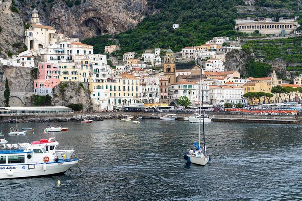 Amalfi Italia 2021 Una Hermosa Vista Del Puerto Amalfi Lleno — Foto de Stock
