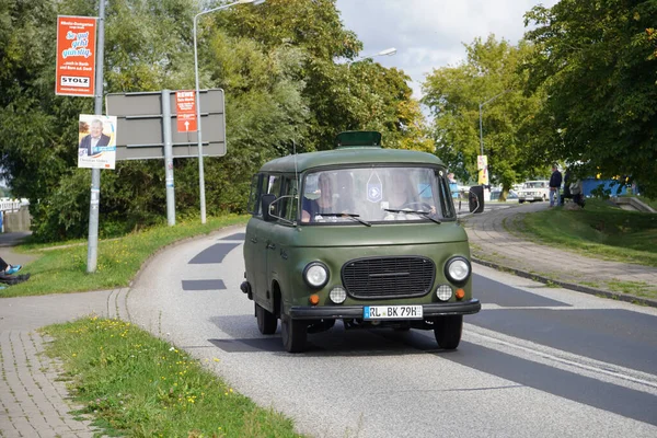 Ribnitz Damgarten Alemanha Agosto 2021 Uma Fileira Automóveis Retro Vintage — Fotografia de Stock