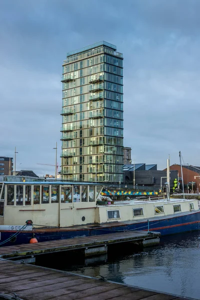 Dublin Irland Mar 2021 Vertikal Bild Flerfamiljshus Dublin Docklands District — Stockfoto