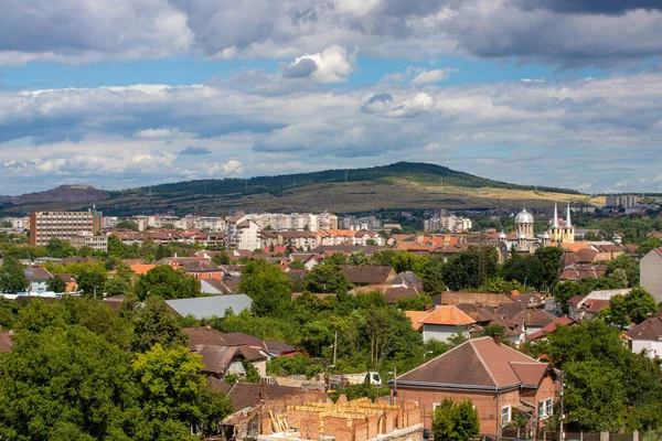 Una Vista Aérea Edificios Paisajes Ciudad Hunedoara Rumania —  Fotos de Stock