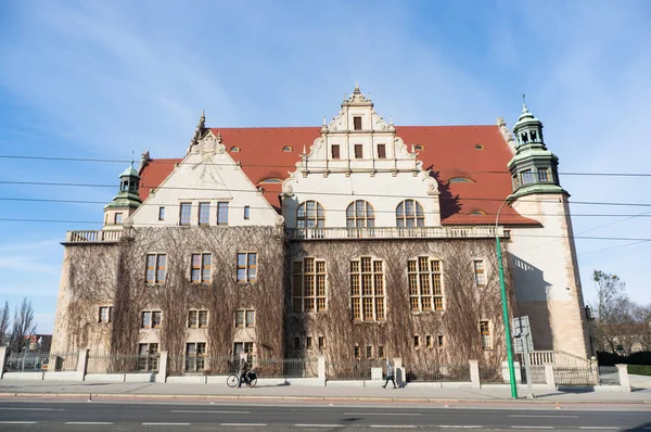 Poznan Lengyelország Mar 2018 Adam Mickiewicz Egyetemi Épület Belvárosban — Stock Fotó