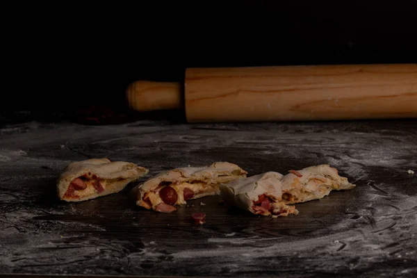 Närbild Läckra Gourmetpizzarullar — Stockfoto