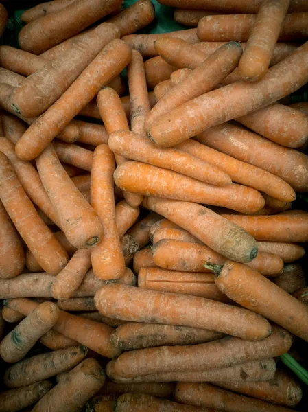 Крупный План Свежей Моркови Магазине — стоковое фото