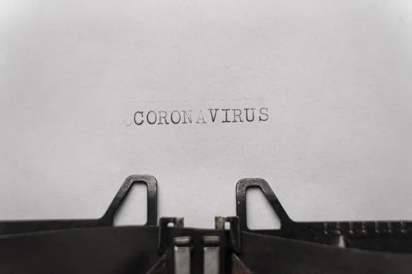 Retro Koronavirus Psaná Slova Psacím Stroji — Stock fotografie