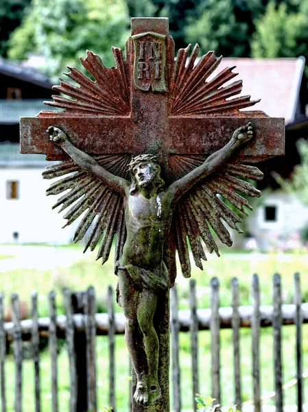 Jesus Cristo Uma Cruz Metal Jardim — Fotografia de Stock