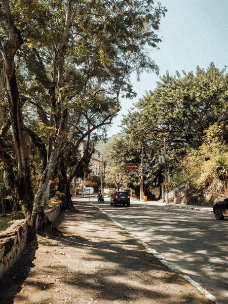 Rio Janeiro Brasil Ago 2021 Tiro Vertical Uma Estrada Com — Fotografia de Stock