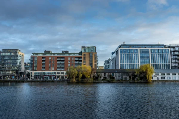 Dublin Irland Mar 2021 Vacker Utsikt Över Historiska Byggnader Dublindocklands — Stockfoto