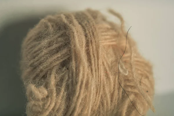 Selective Focus Shot Beige Yarn Ball — Stock Photo, Image