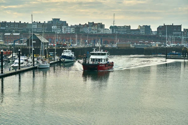 Ramsgate Regno Unito Agosto 2021 Una Barca Che Lascia Porto — Foto Stock