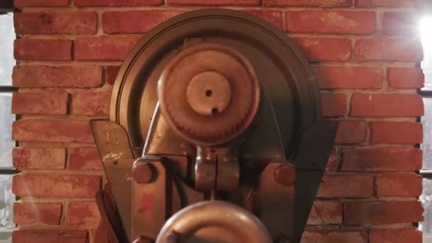 金属制造厂机械制造机的特写镜头 — 图库视频影像