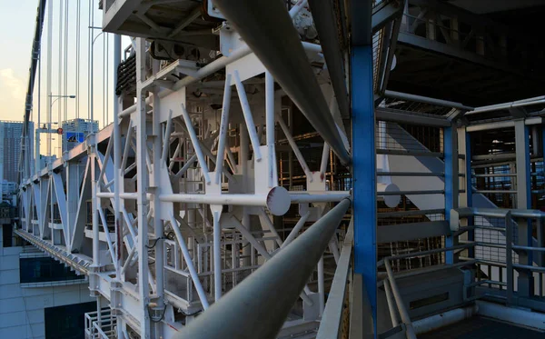 Een Close Opname Van Details Van Een Brug Onder Een — Stockfoto