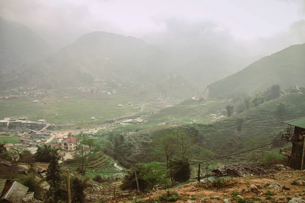 View Misty Green Mountains Beautiful Valley Vietnam — Stock Photo, Image