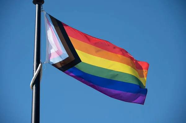 Primer Plano Bandera Lgbt Del Arco Iris Ondeando Sobre Fondo — Foto de Stock