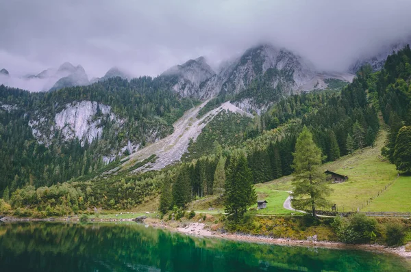 Avusturya Seeklausalm Daki Alp Tepelerinin Altındaki Gossausee Gölü Nün Bir — Stok fotoğraf