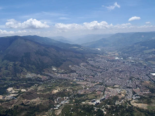 Ein Schöner Blick Auf Die Stadt Medellin Den Bergen Unter — Stockfoto