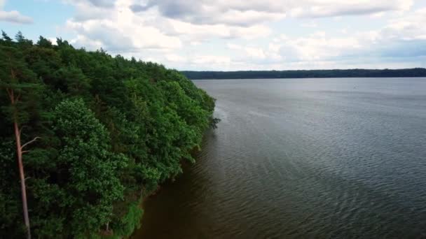 Vacker Utsikt Över Floden Typ Bakgrund — Stockvideo